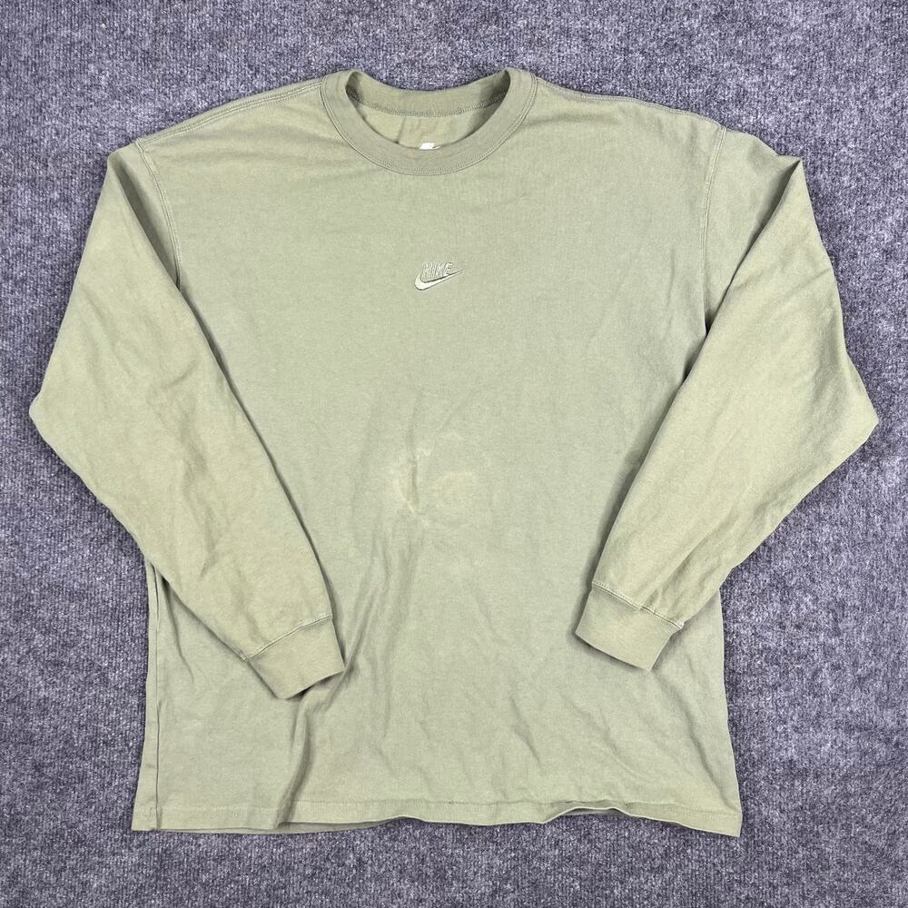 Nike T-Shirt Mens Size L Green The Nike Tee Loose Fit Long Sleeve Swoosh
